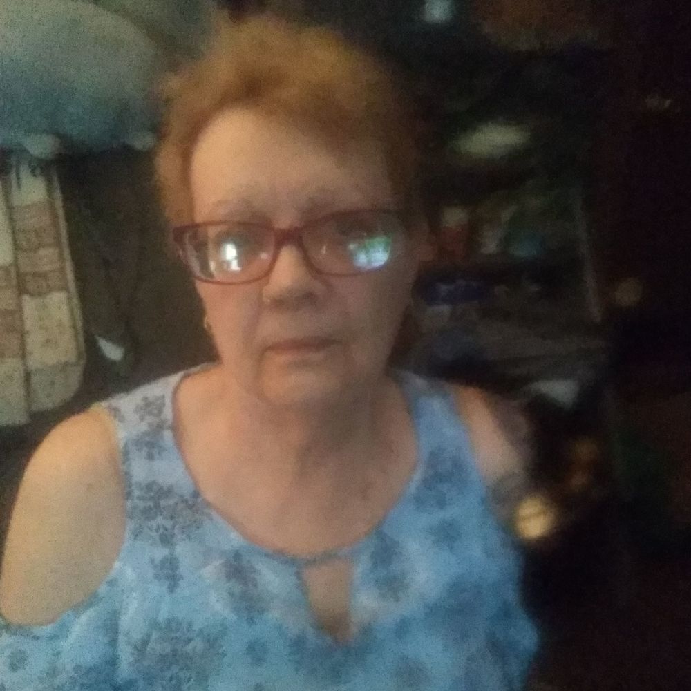 Meet your Posher, Janet